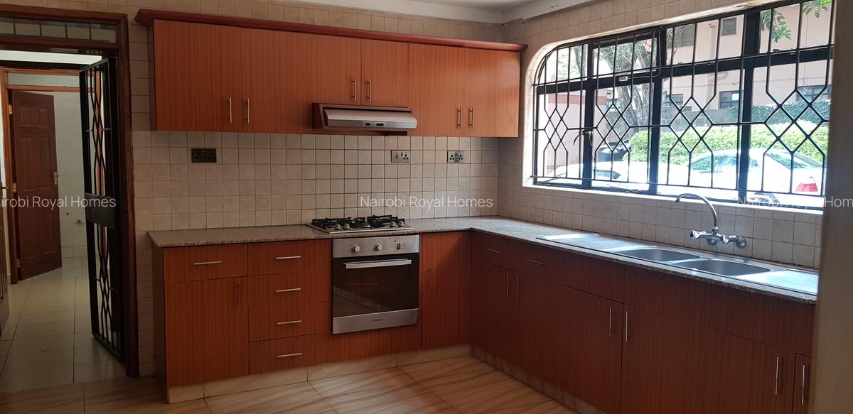 4 Bed Townhouse with En Suite at Ruaka Road - 7