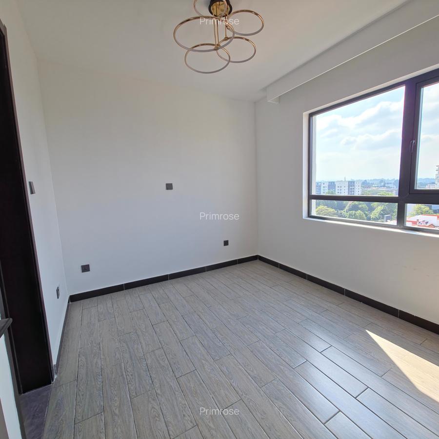 2 Bed Apartment with En Suite in Lavington - 7