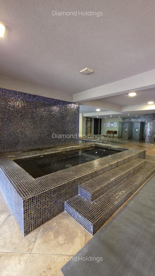 3 Bed Apartment with En Suite at Parklands - 4