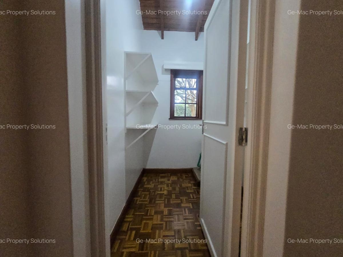 3 Bed House with En Suite in Runda - 14