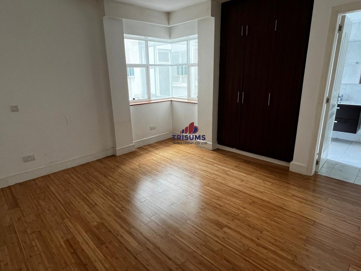 1 Bed Apartment with En Suite at Westland - 19