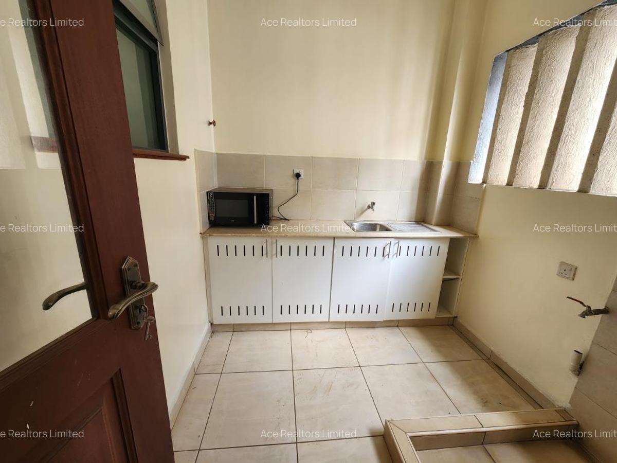 2 Bed Apartment with En Suite at Mvuli Road - 6