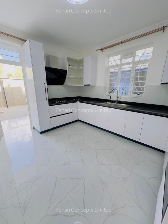 4 Bed Townhouse with En Suite at Muigai - 4