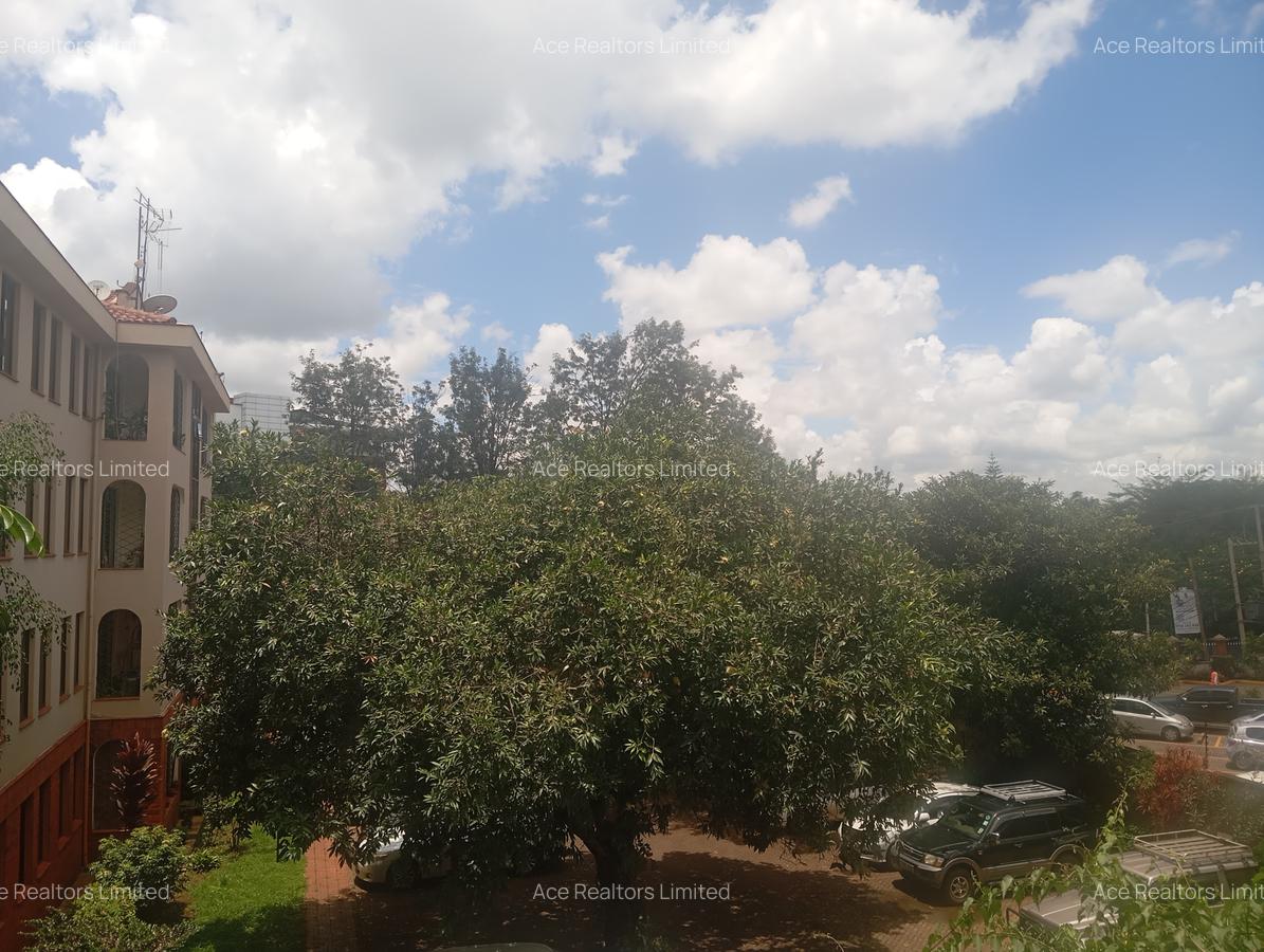 3 Bed Apartment with En Suite at Near Mp Shah Hospital - 11