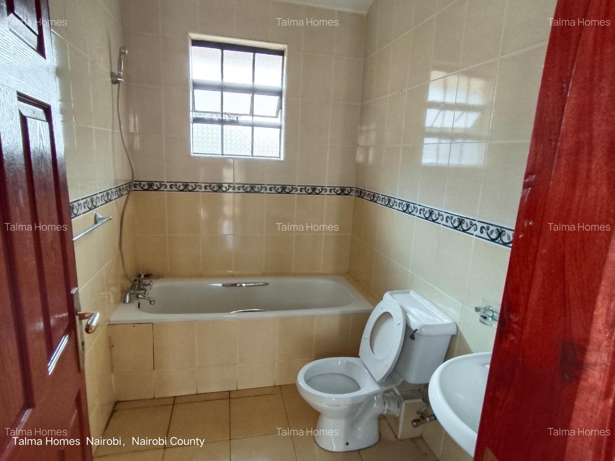 2 Bed Apartment with En Suite at Brookside - 10