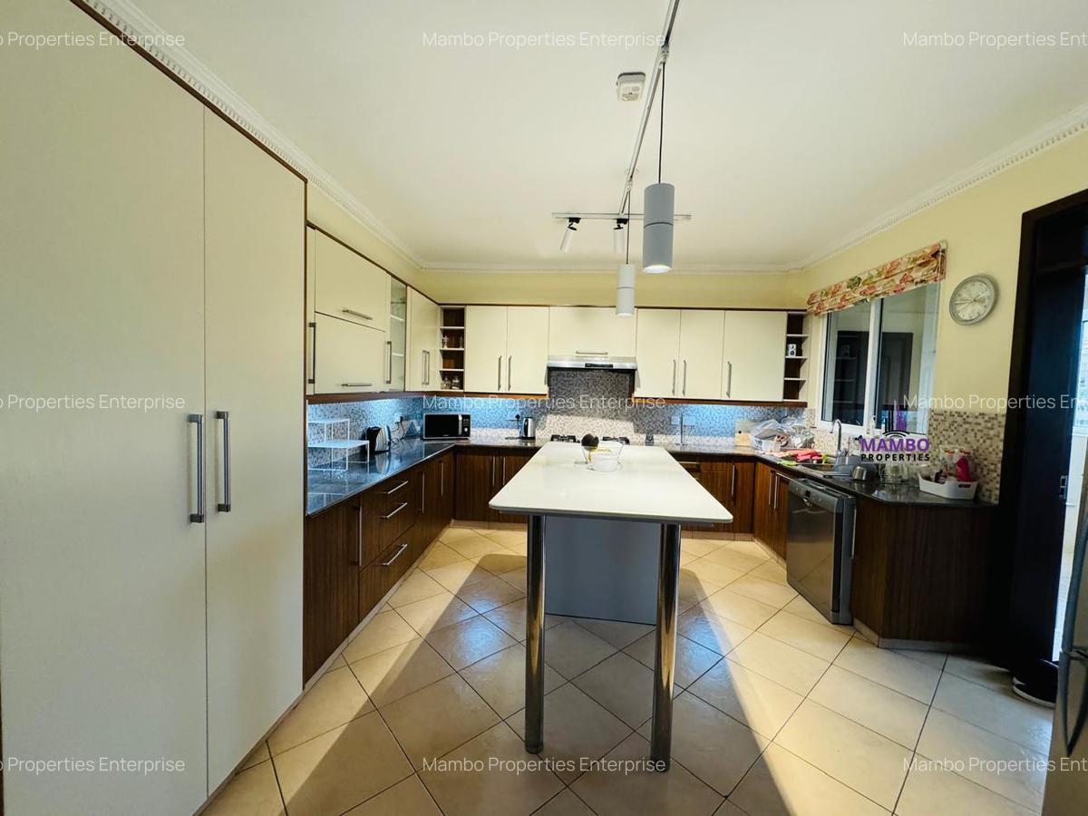 Furnished 3 Bed Apartment with En Suite at Brookside Drive - 2