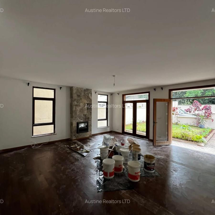 5 Bed Townhouse with En Suite at Chalbi Drive - 6