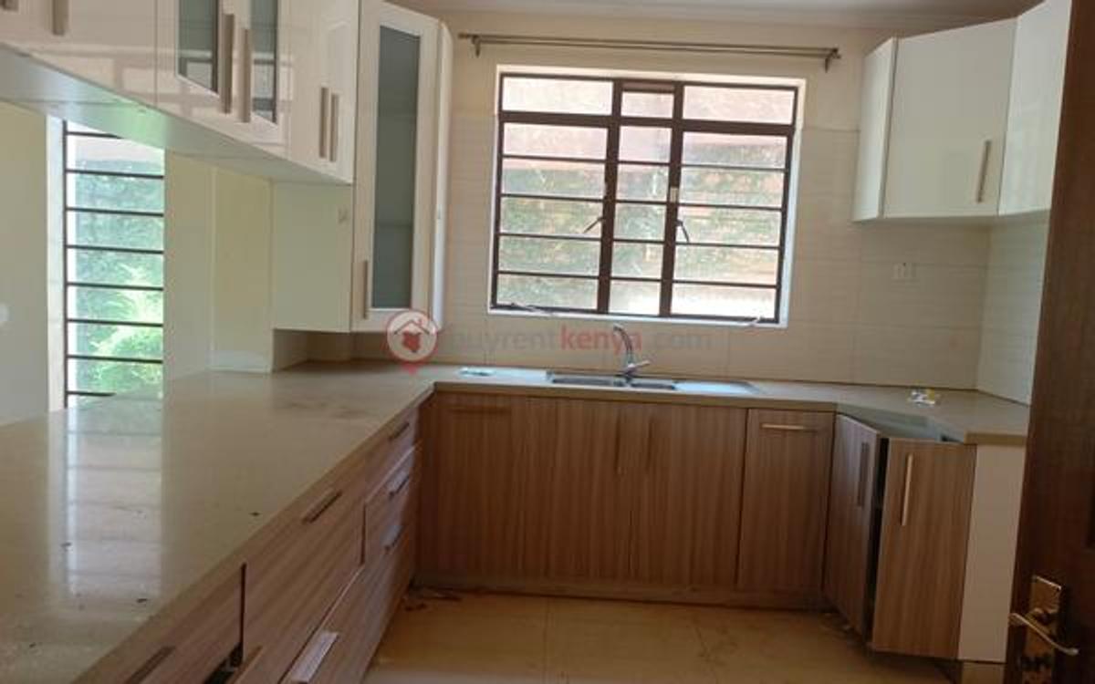 5 Bed House with En Suite at Runda - 15