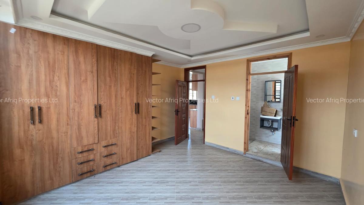 4 Bed Townhouse with En Suite in Ruiru - 6