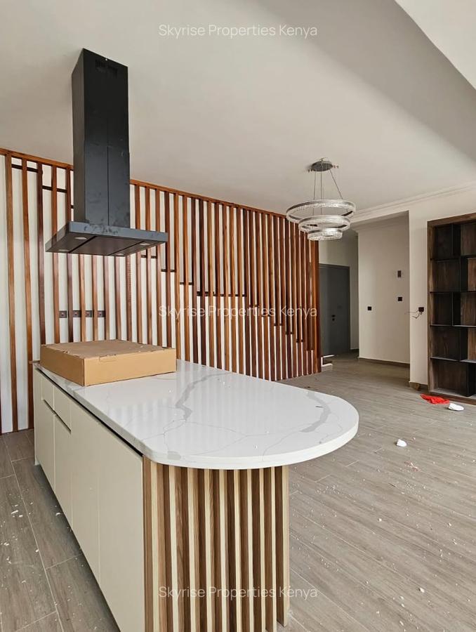 5 Bed Townhouse with En Suite in Lavington - 16