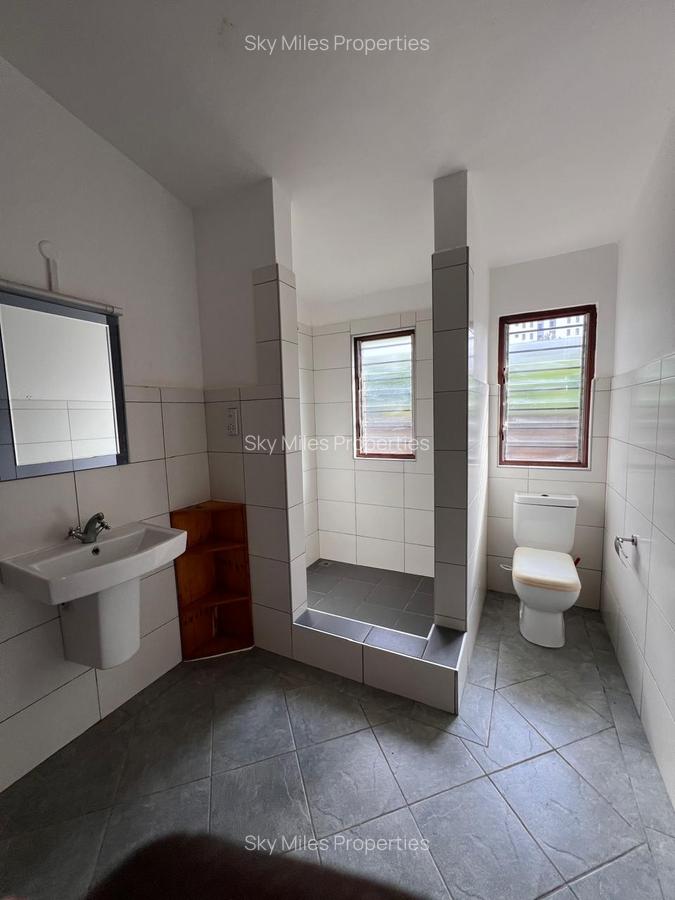 4 Bed House with Swimming Pool at Go-Kart Mombasa - 14