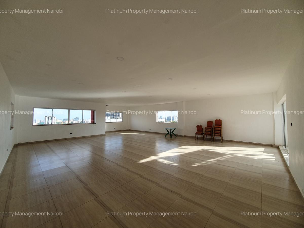 4 Bed Apartment with En Suite in General Mathenge - 17