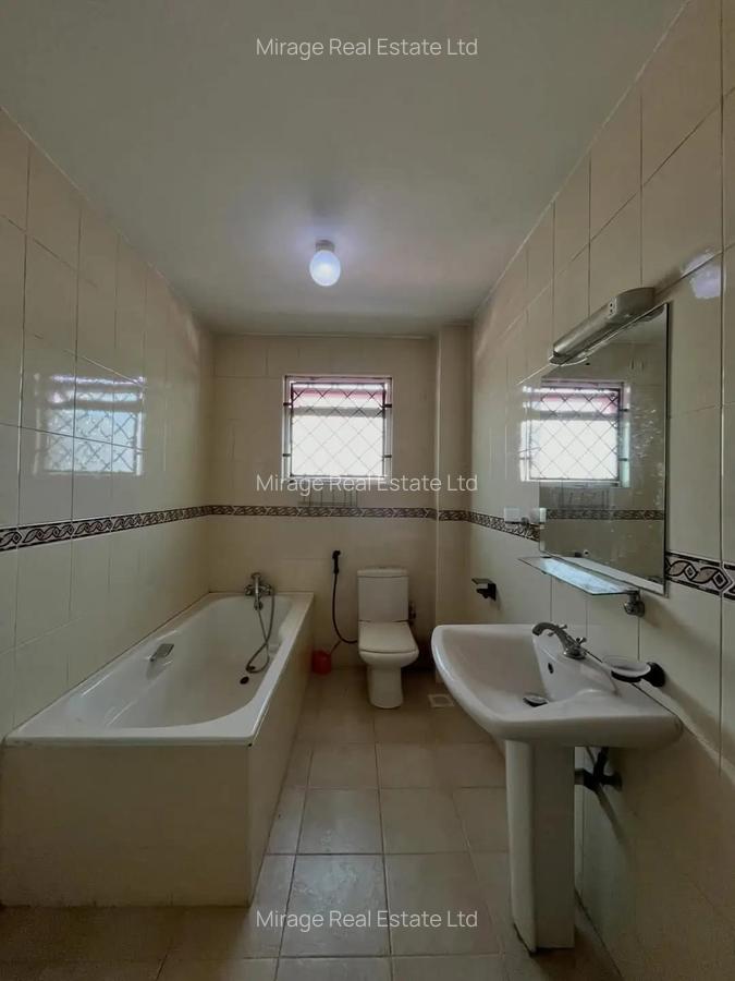 3 Bed Apartment with En Suite in Kilimani - 9