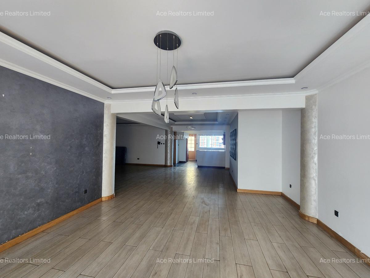 4 Bed Apartment with En Suite at Siaya Road - 4
