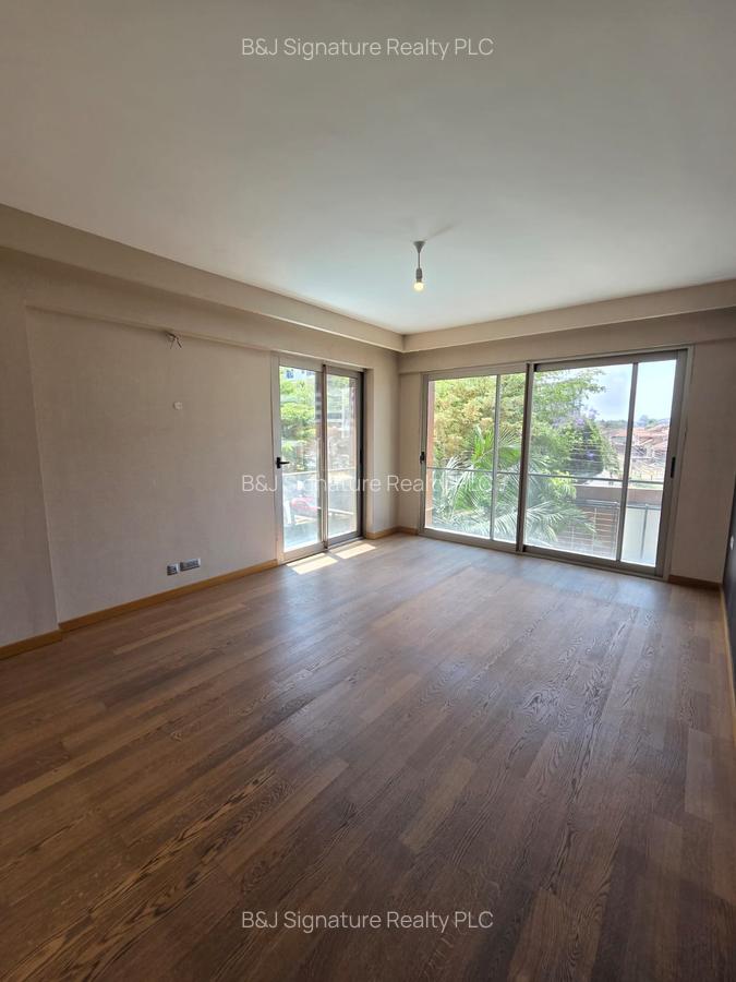 3 Bed Apartment with En Suite in Kileleshwa - 18