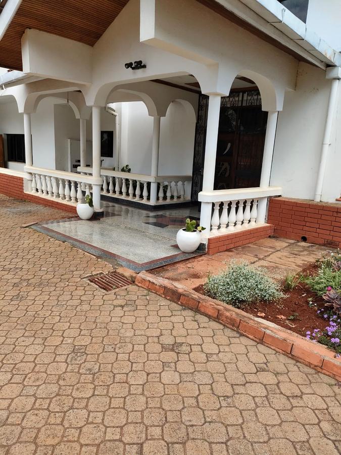 1 Bed House with En Suite at Nyari - 5