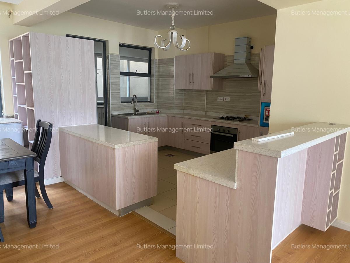 Furnished 3 Bed Apartment with En Suite in Brookside - 8