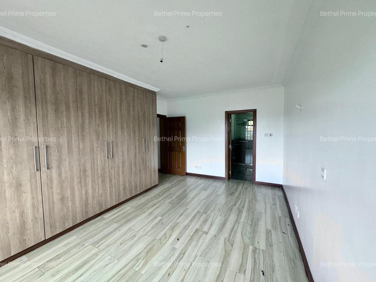 2 Bed Apartment with En Suite in Rhapta Road - 13