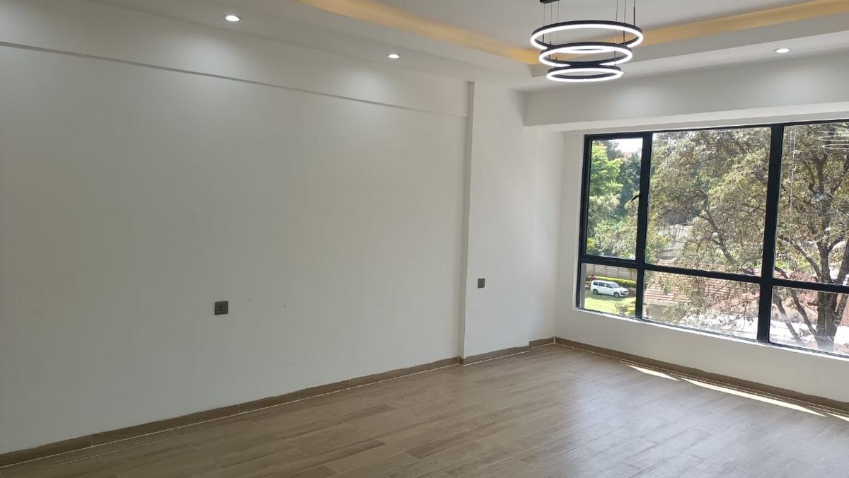 2 Bed Apartment with En Suite in Westlands Area - 1