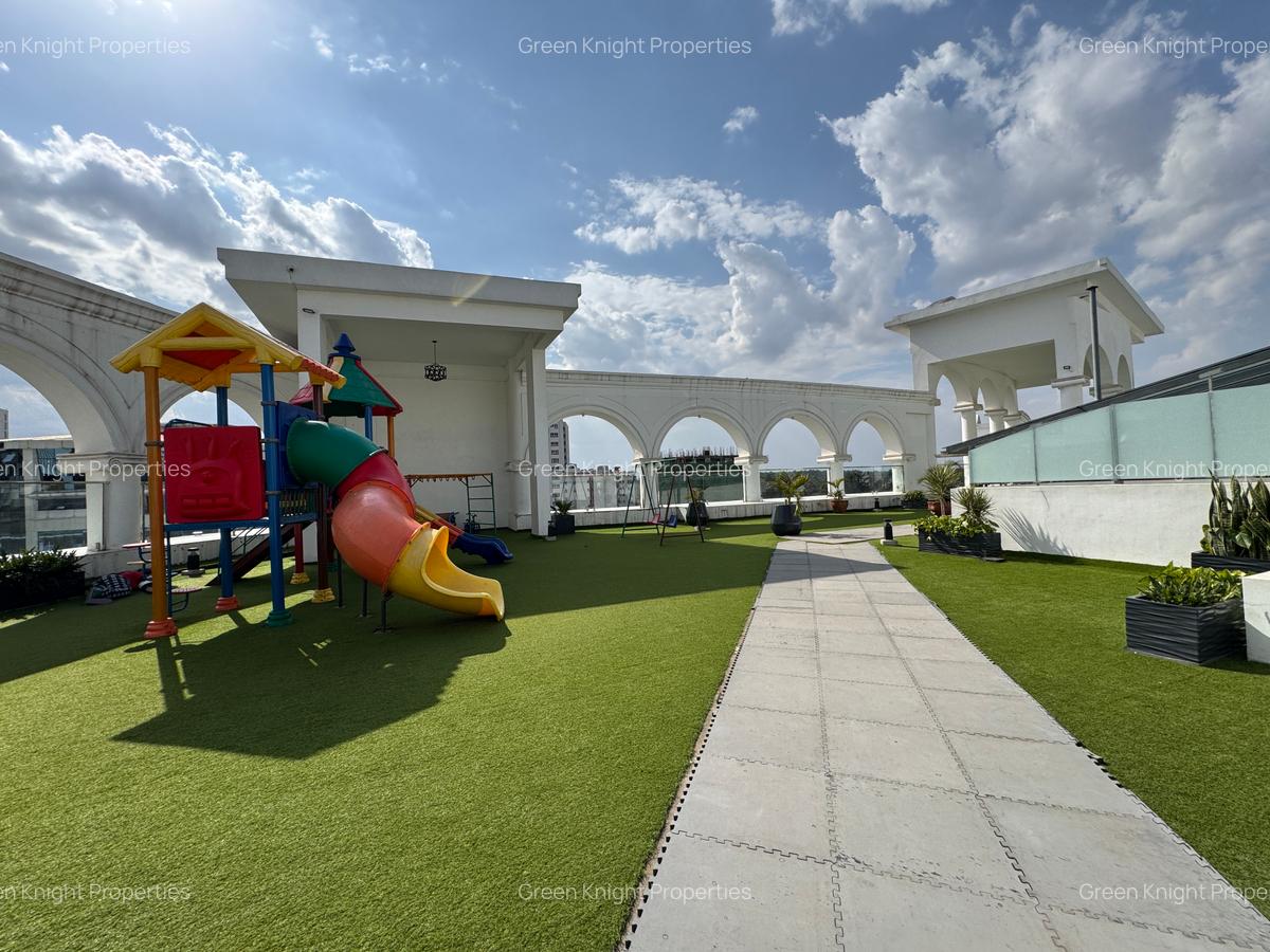 Serviced 2 Bed Apartment with En Suite in Parklands - 11