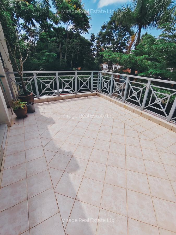 1,750 ft² Office with Service Charge Included in Lavington - 6