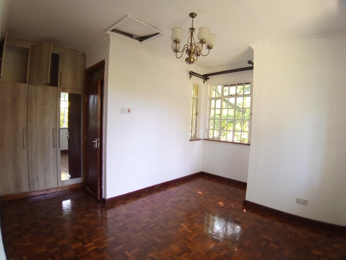 2 Bed House with En Suite at Hardy - 7