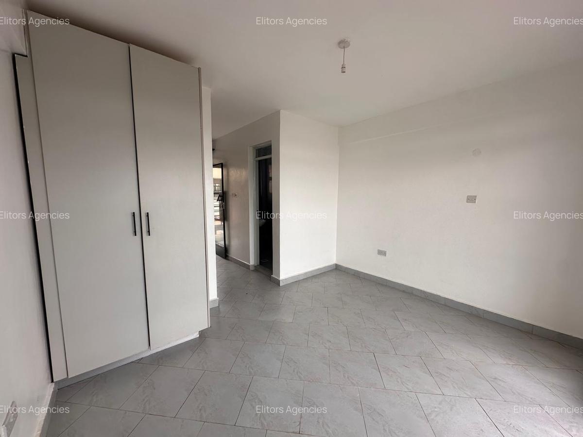 Studio Apartment with En Suite at Kirawa Road - 6