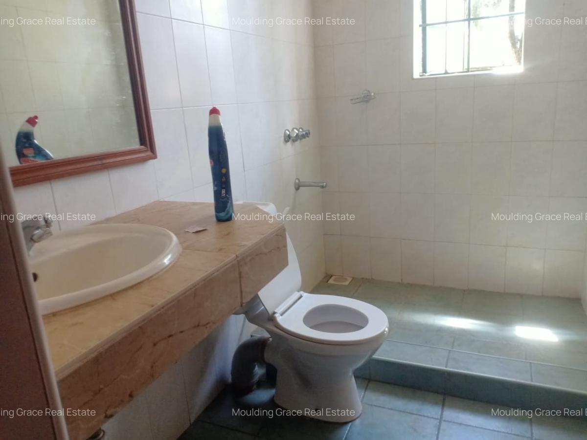 4 Bed House with En Suite in Karen - 9