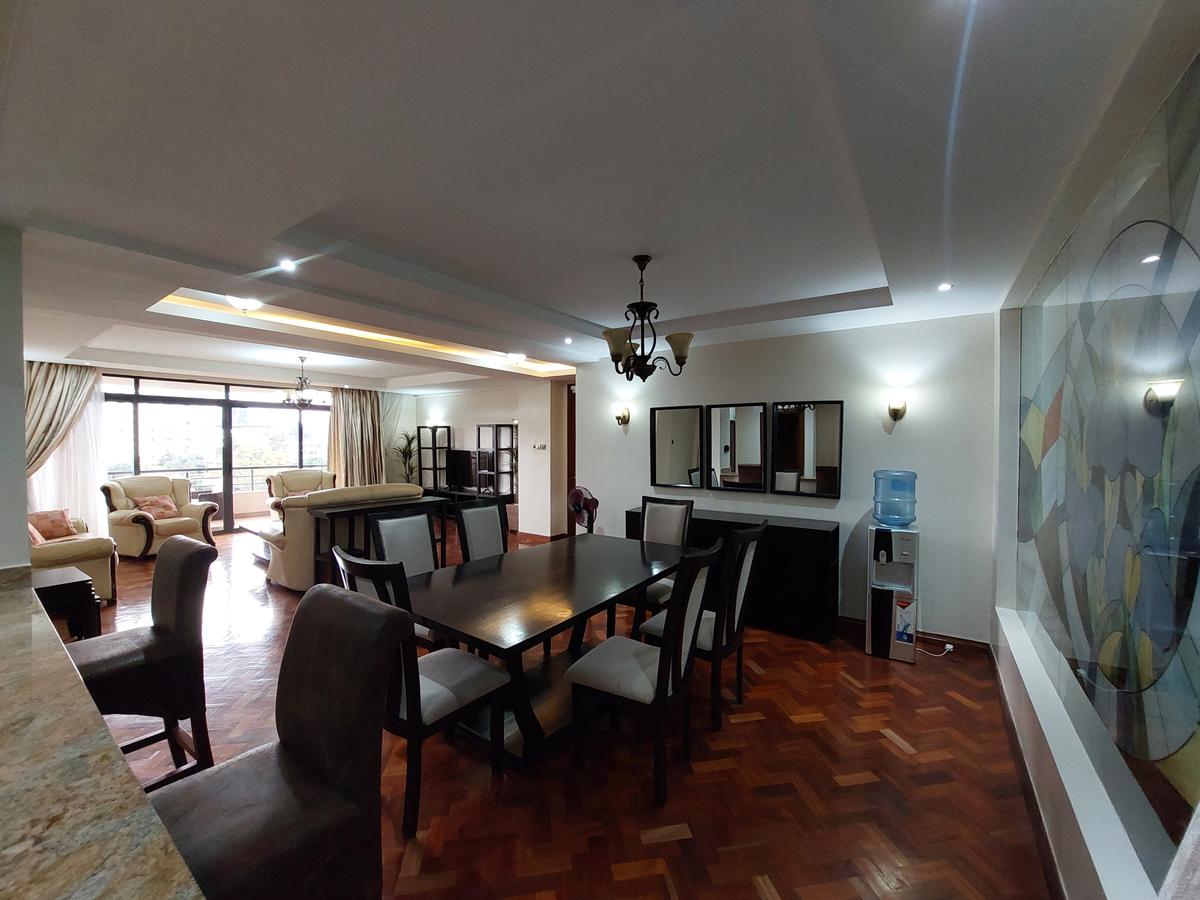 3 Bed Apartment with En Suite at Riverside Drive - 12