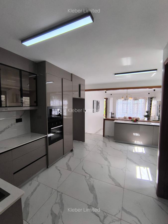 4 Bed House with En Suite at Muhuri Road - 7