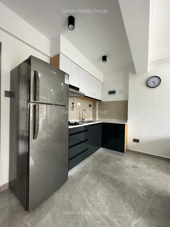 1 Bed Apartment with En Suite in Lavington - 3