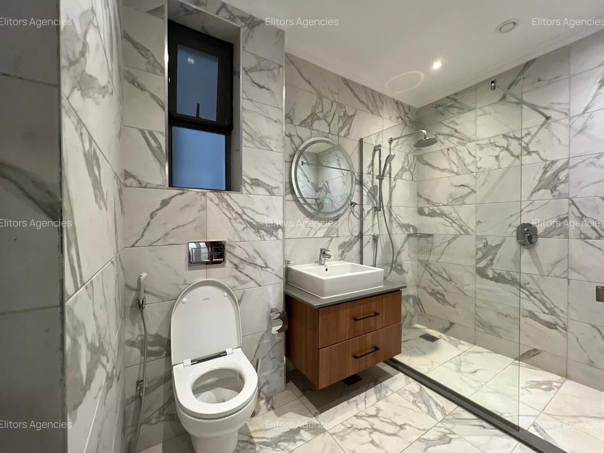 3 Bed Apartment with En Suite at Raphta Road - 17