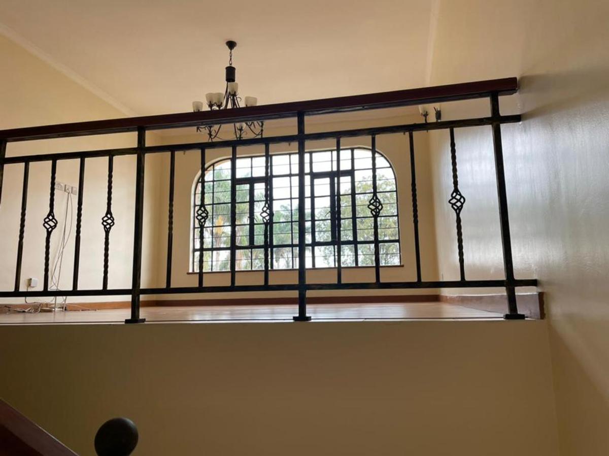 4 Bed Townhouse with En Suite in Kiambu Road - 11