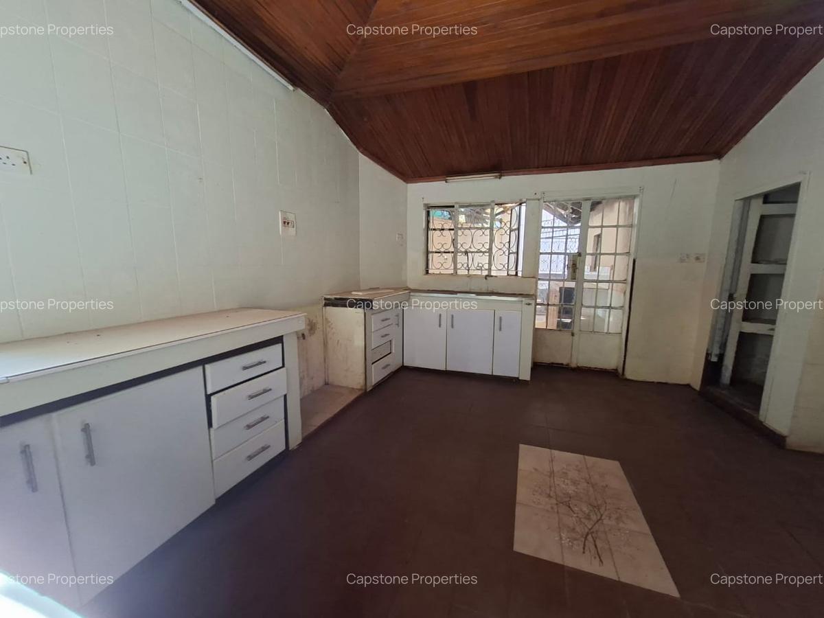 3 Bed House with En Suite in Spring Valley - 13