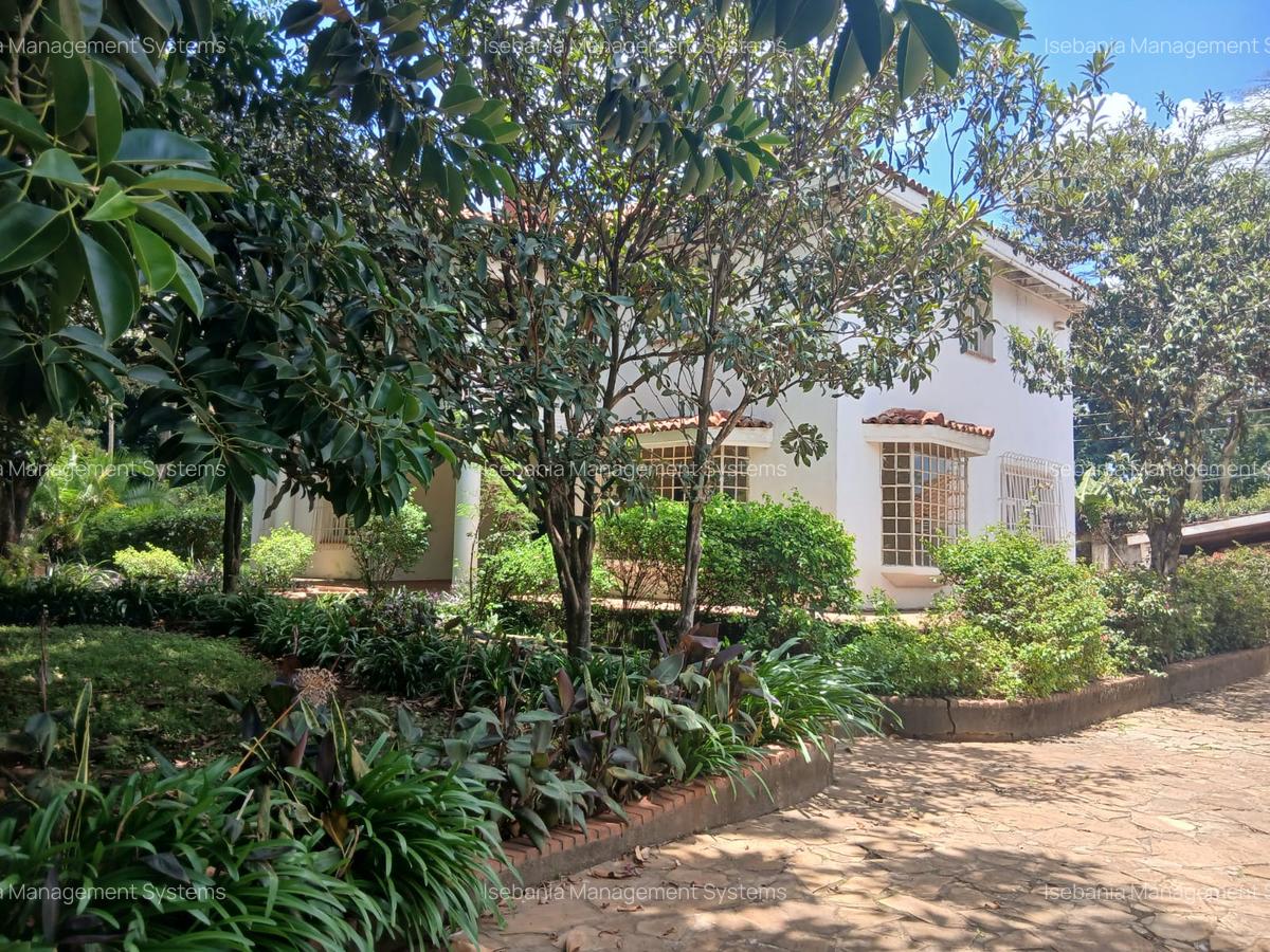 3 Bed Townhouse with En Suite at Gardens Road - 1