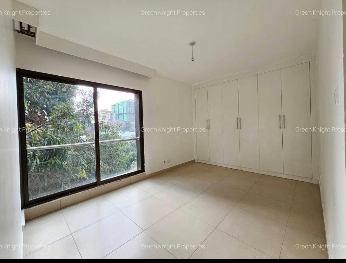 Serviced 2 Bed Apartment with En Suite in Lavington - 5