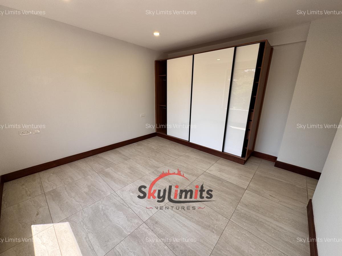 2 Bed Apartment with En Suite in Westlands Area - 8