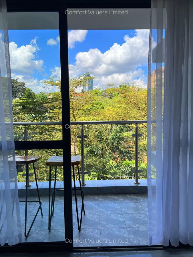 Serviced 2 Bed Apartment with En Suite at Riverside Drive - 1