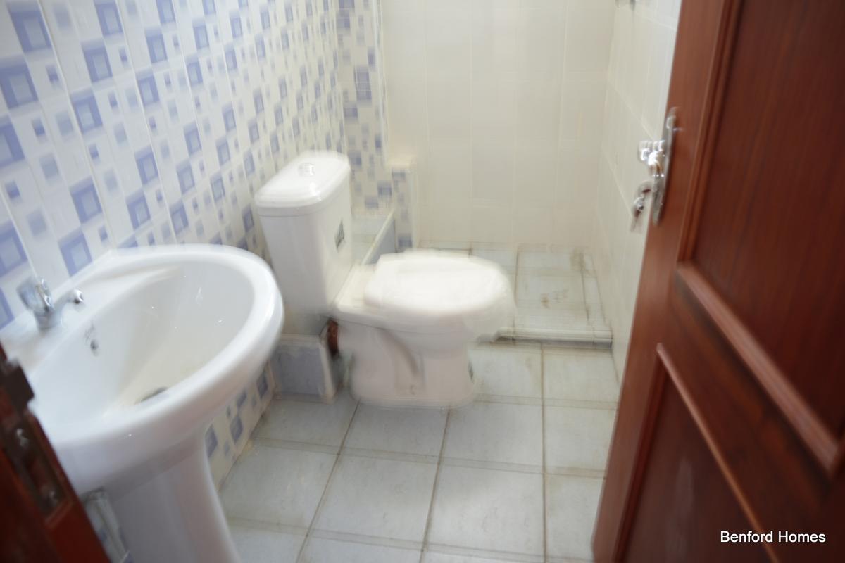 2 Bed Apartment with En Suite in Mtwapa - 2