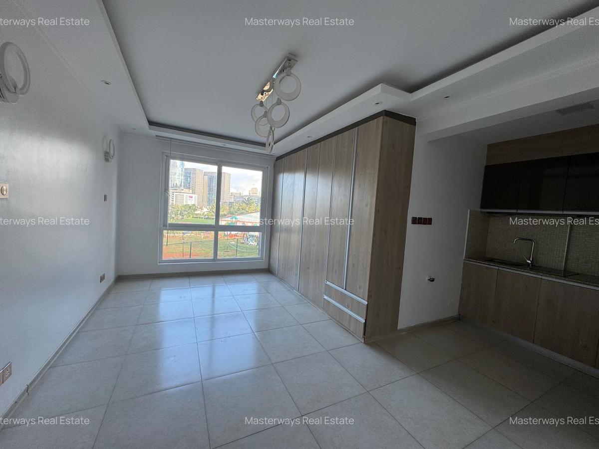 Studio Apartment with Swimming Pool at Sports Road - 2