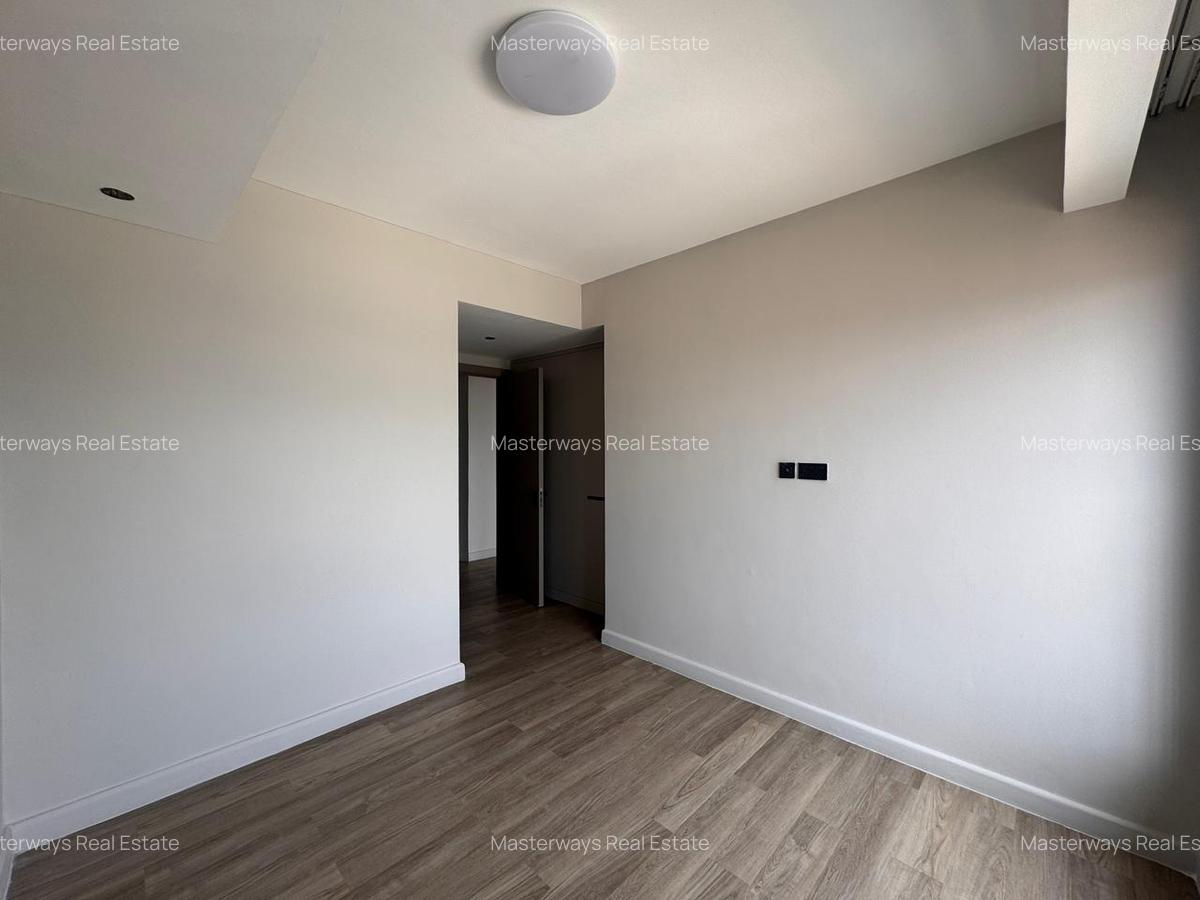 2 Bed Apartment with En Suite in Upper Hill - 7