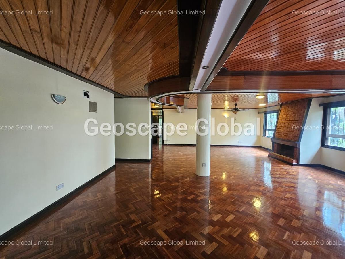 3 Bed Apartment with En Suite in Spring Valley - 5