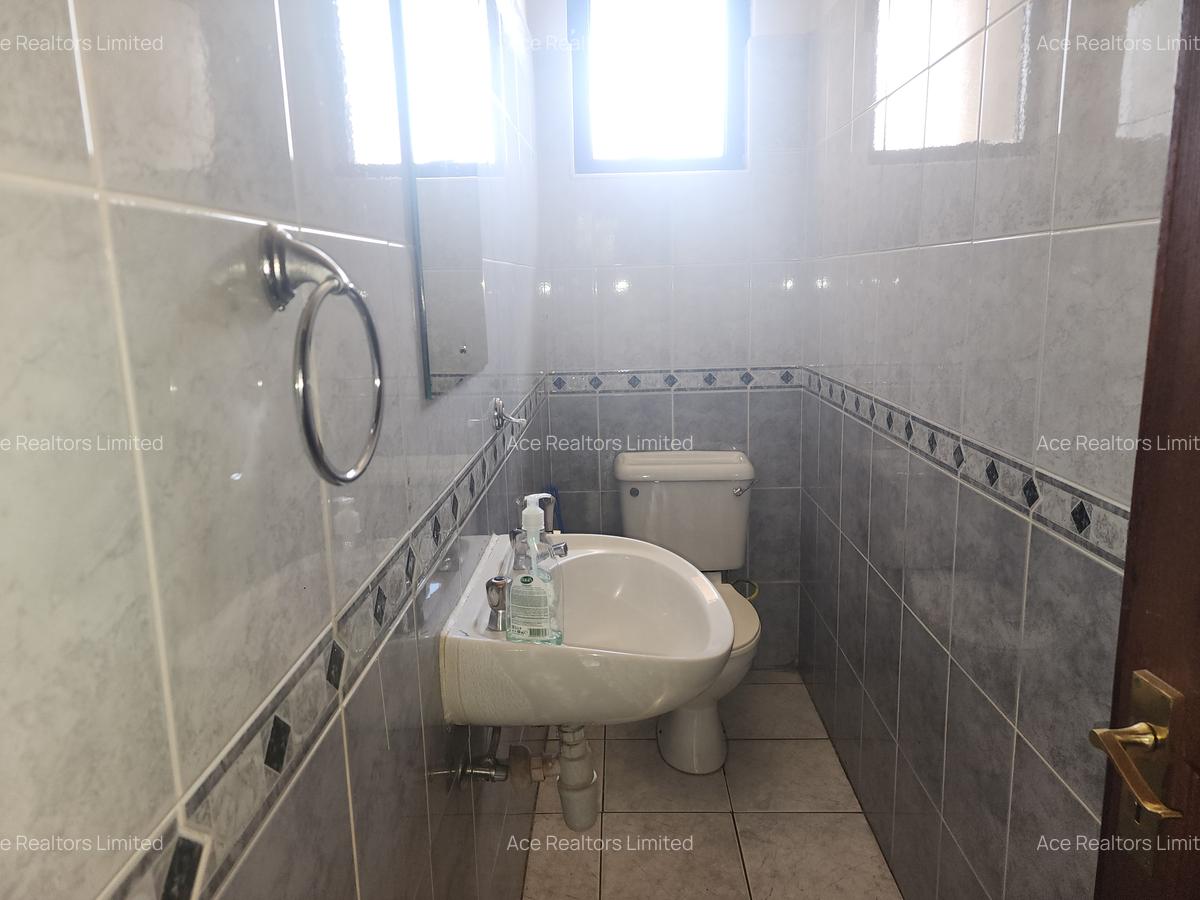 3 Bed Apartment with En Suite at Near Mp Shah Hospital - 7