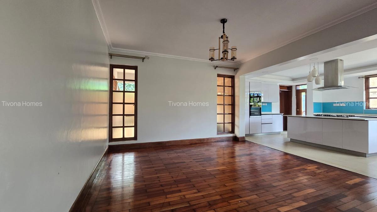 4 Bed House with En Suite in Runda - 5