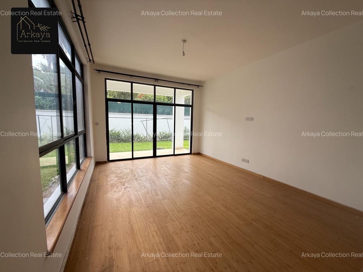 4 Bed Townhouse with En Suite in Lavington - 1