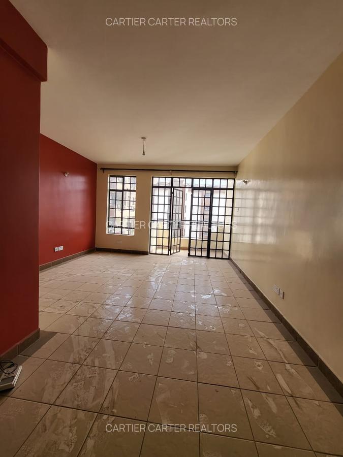 3 Bed Apartment with En Suite in Komarock - 1