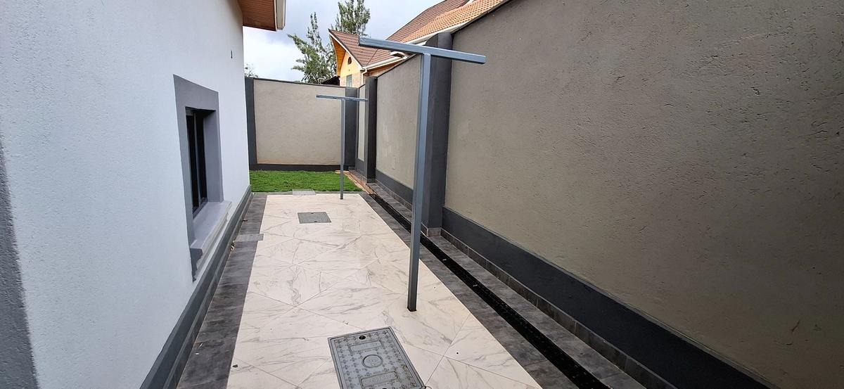 4 Bed Townhouse with En Suite in Muthaiga - 19