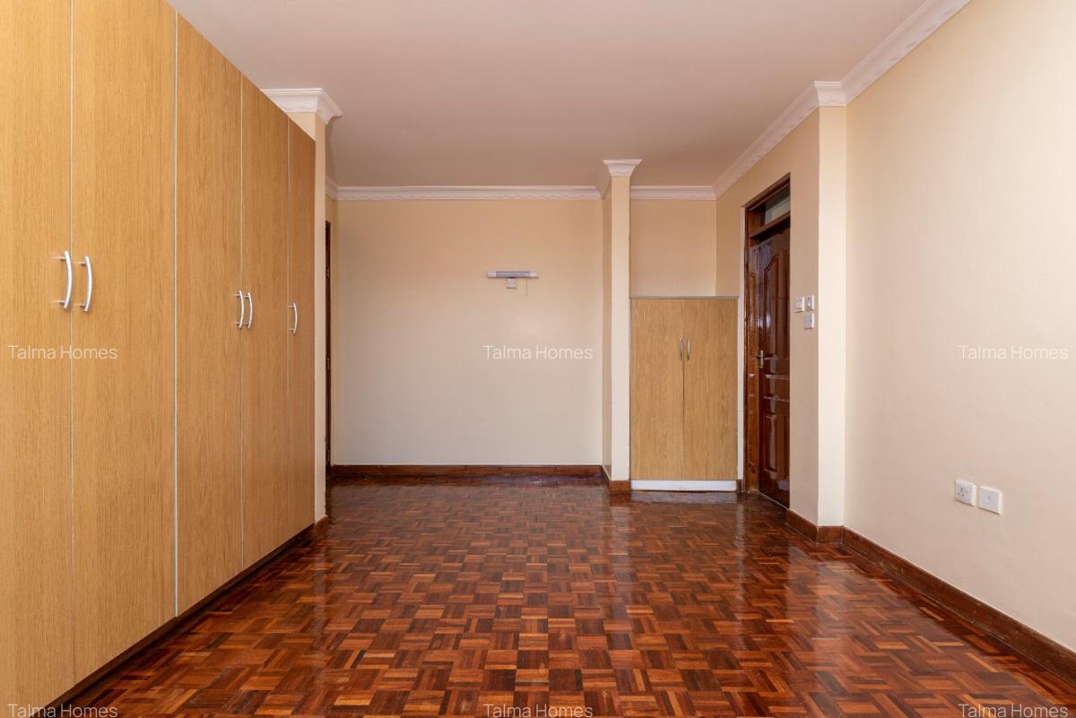 3 Bed Apartment with En Suite at Loresho - 7