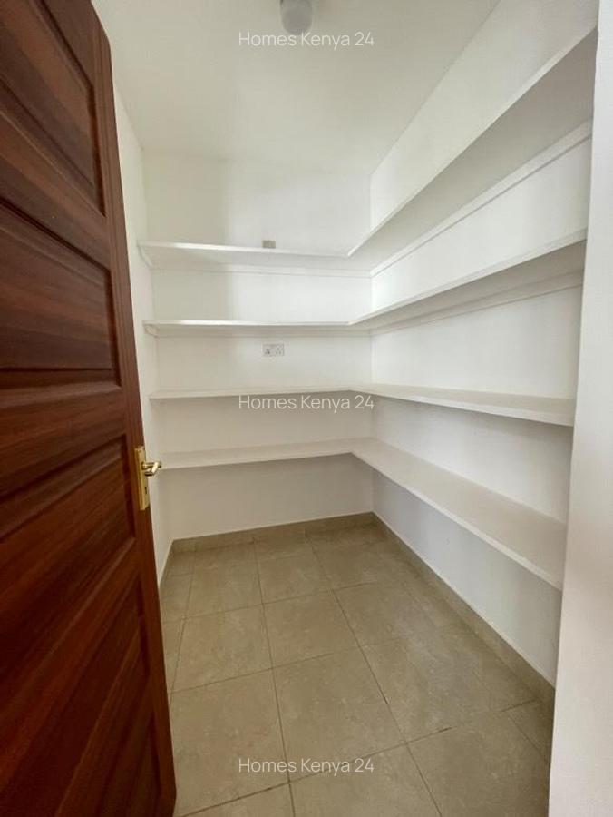 3 Bed Apartment in Tatu City - 12