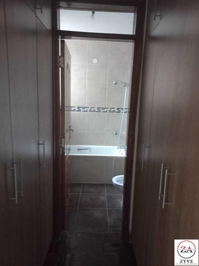 Serviced 2 Bed Apartment with En Suite at Riverside Drive - 3